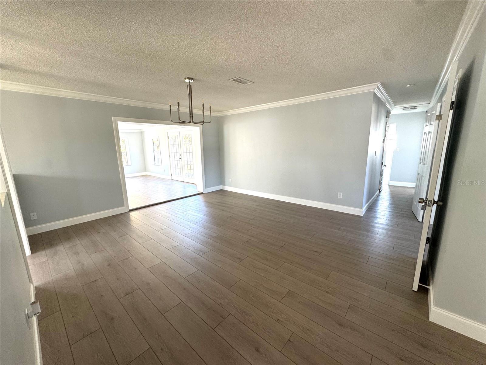 4518 HELENA ST NE — photo 24