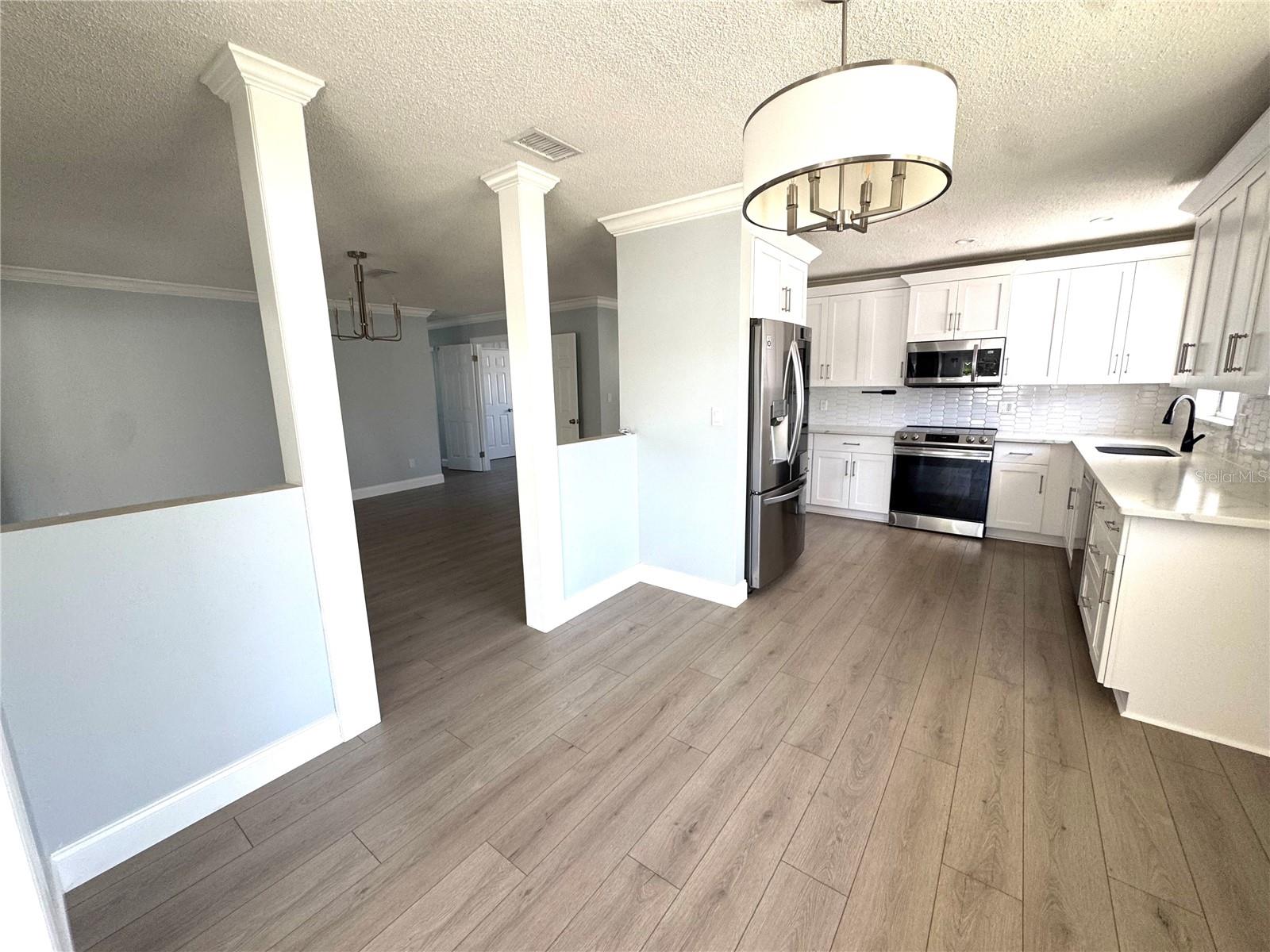 4518 HELENA ST NE — photo 13