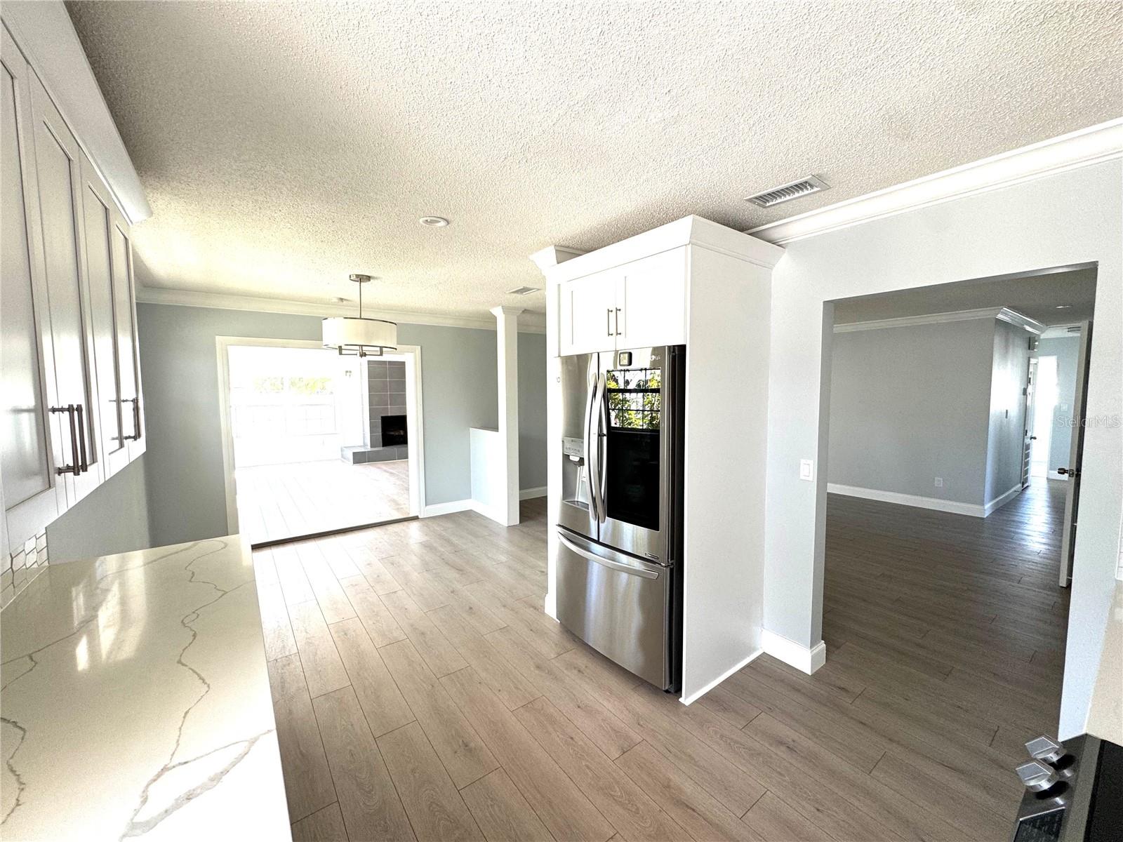 4518 HELENA ST NE — photo 18