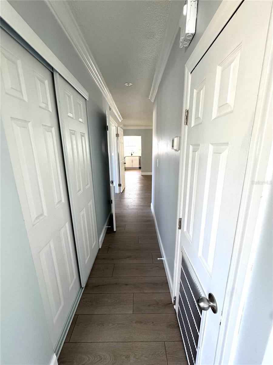 4518 HELENA ST NE — photo 25
