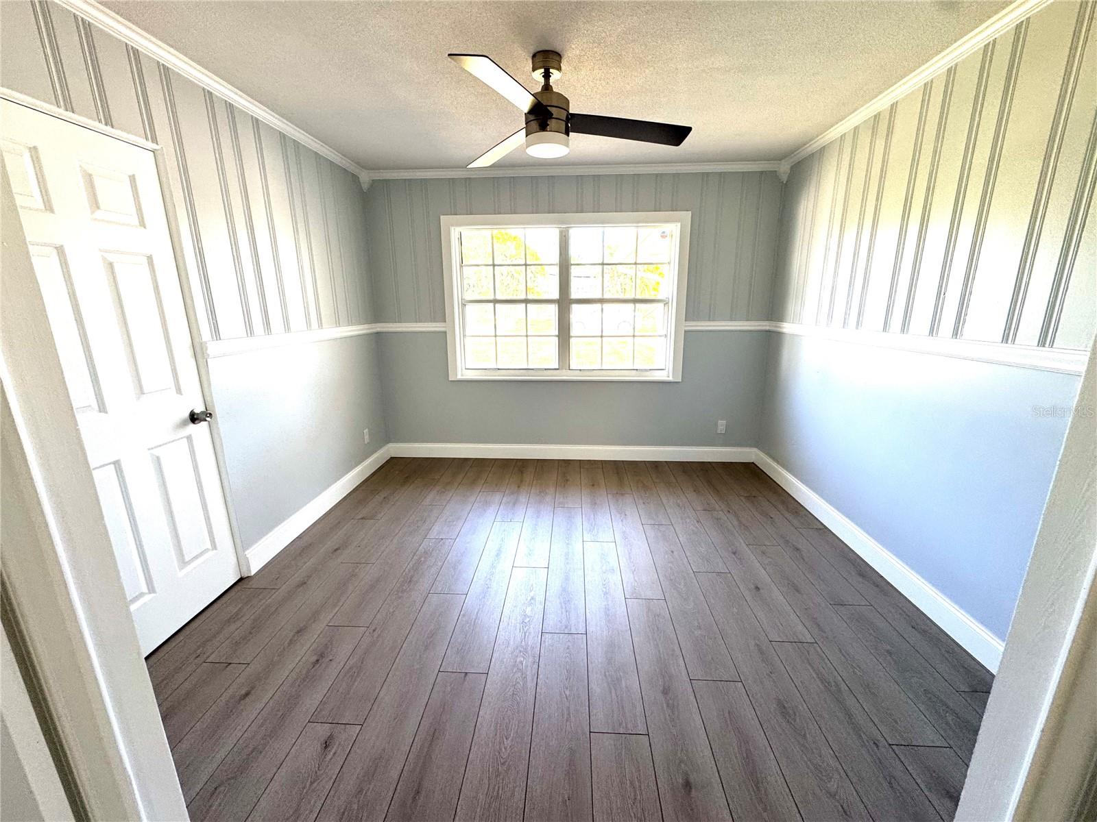 4518 HELENA ST NE — photo 46