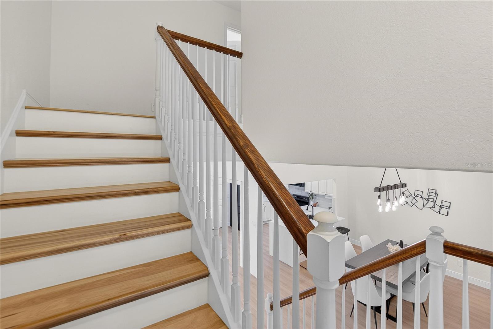 918 WOODBRIDGE CT — photo 22