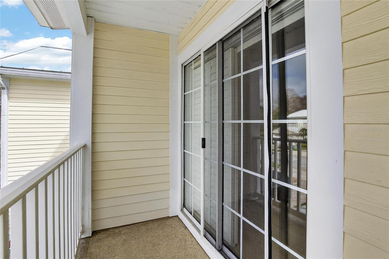 918 WOODBRIDGE CT — photo 43