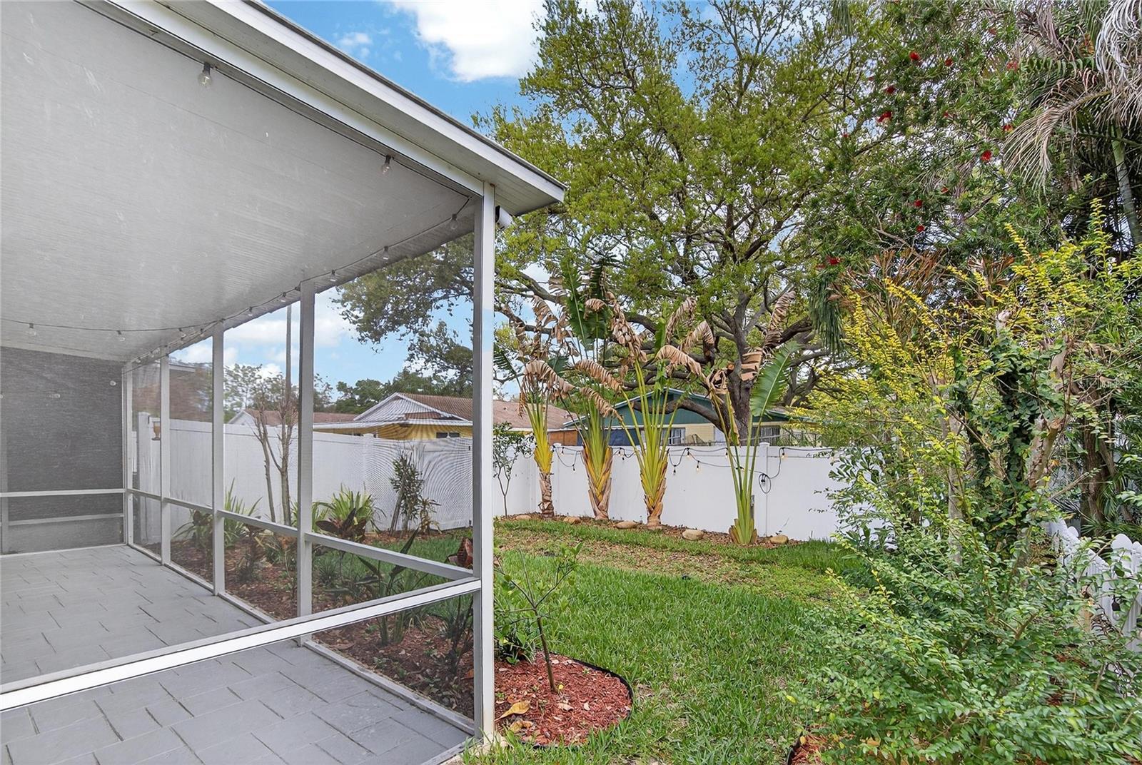 918 WOODBRIDGE CT — photo 45