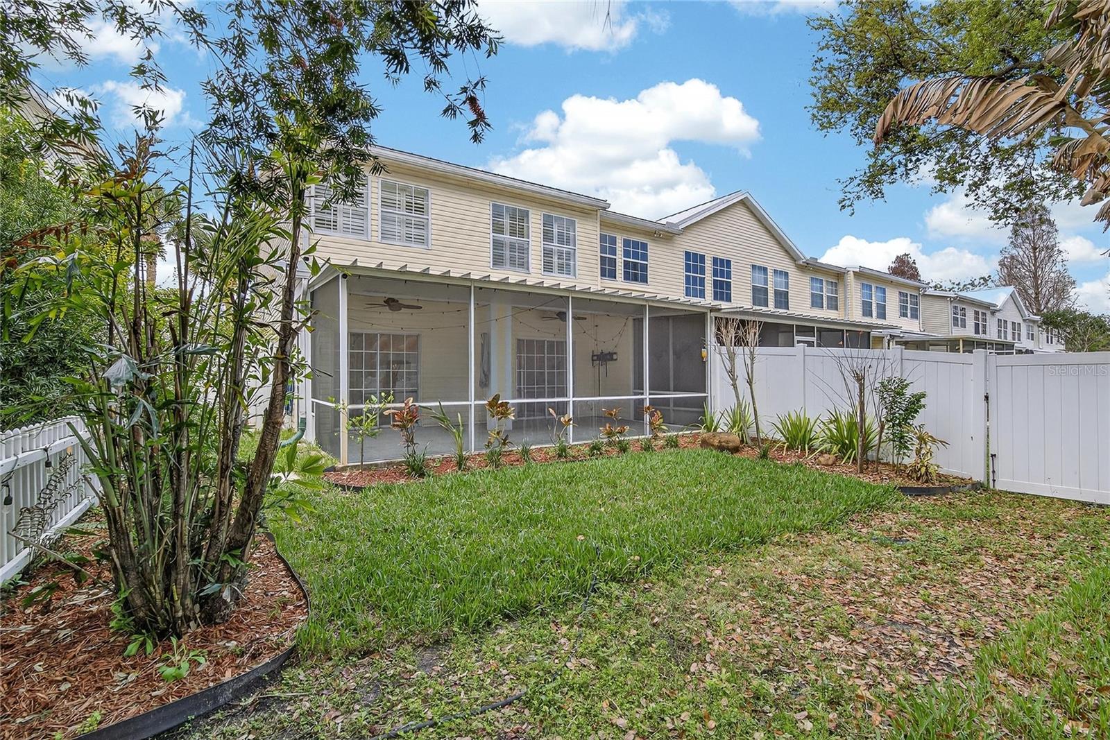 918 WOODBRIDGE CT — photo 46