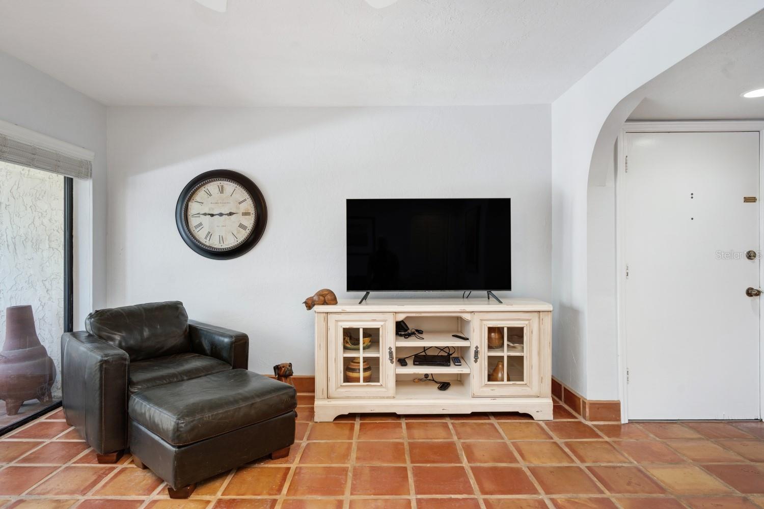 6157 MIDNIGHT PASS RD #E22 — photo 11