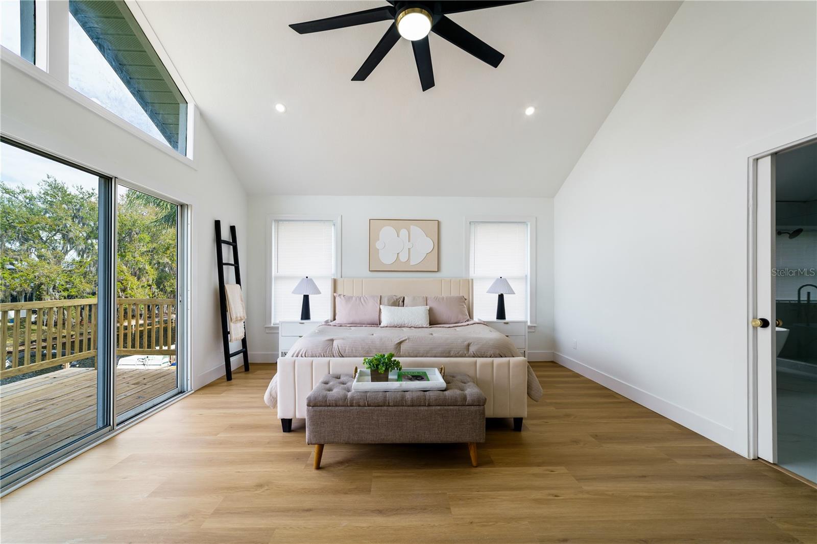 3149 N CANAL DR — photo 31