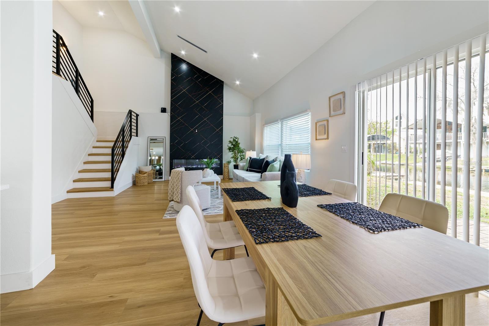 3149 N CANAL DR — photo 21