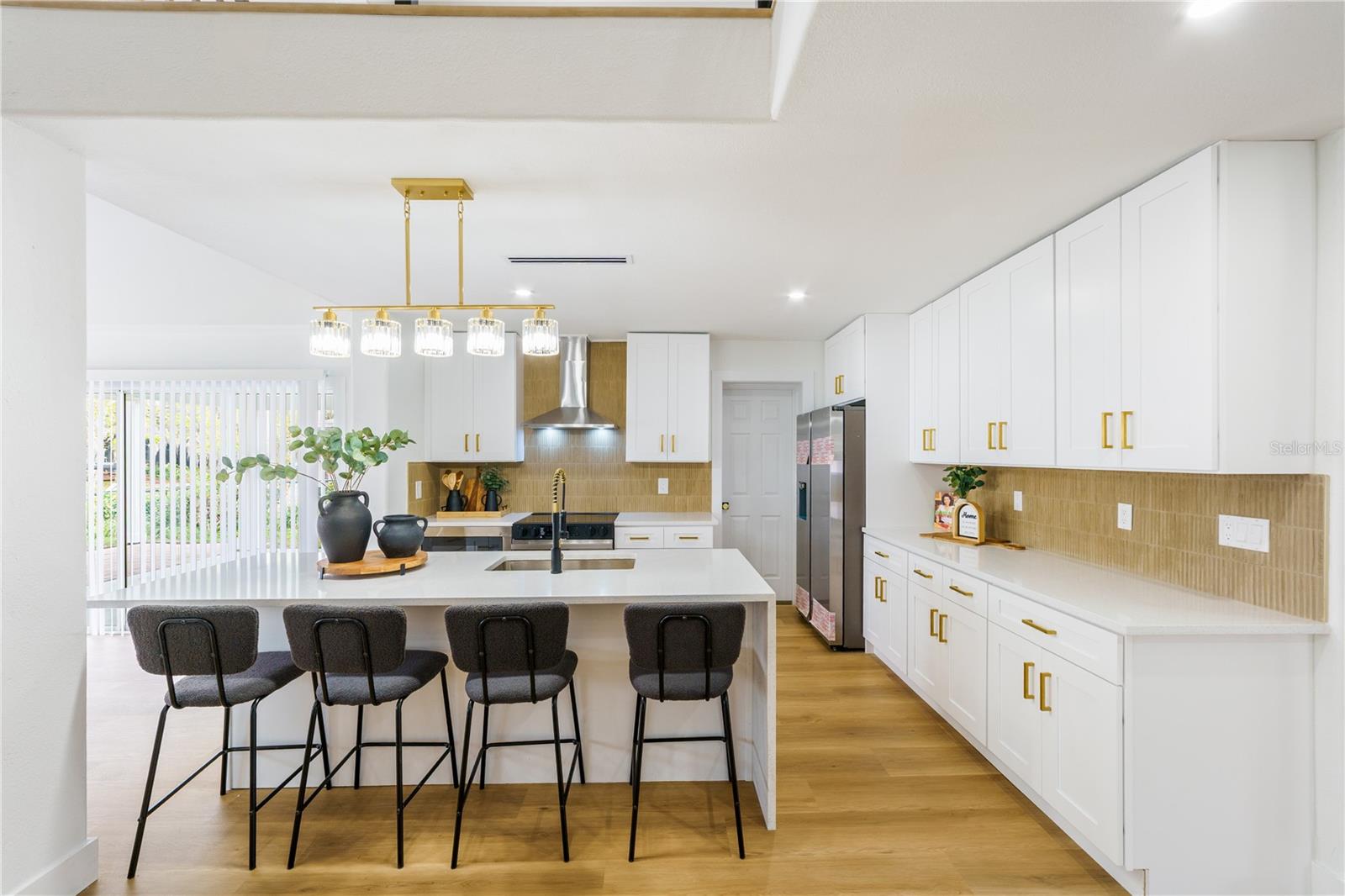 3149 N CANAL DR — photo 15