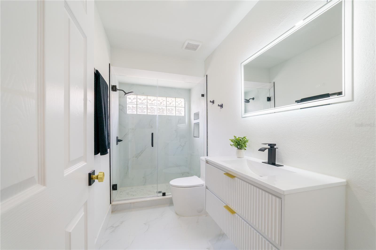 3149 N CANAL DR — photo 11