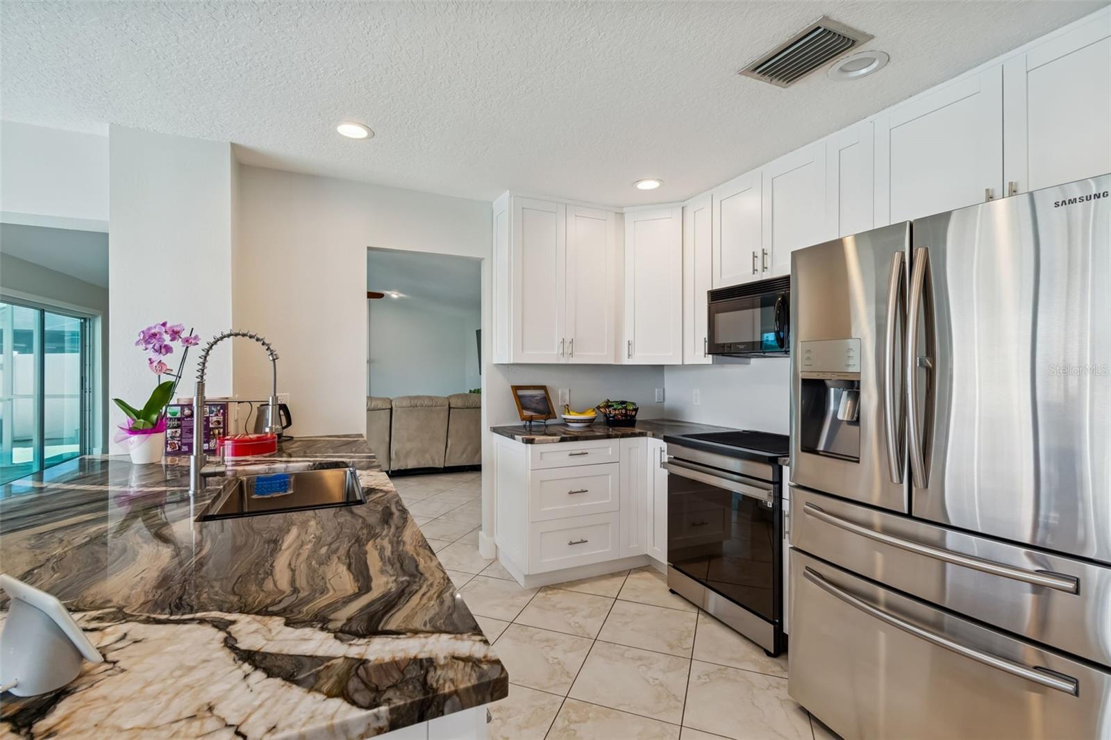 9816 SAN SEBASTIAN WAY — photo 14
