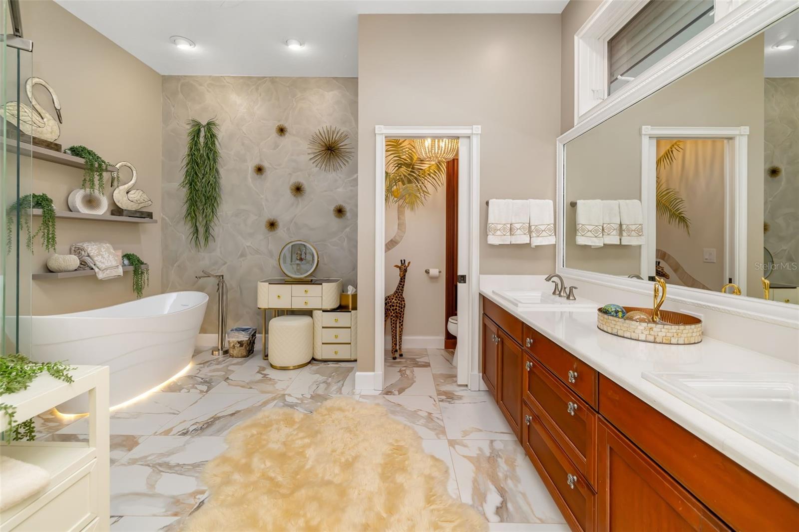 746 EAGLE POINT DR — photo 32