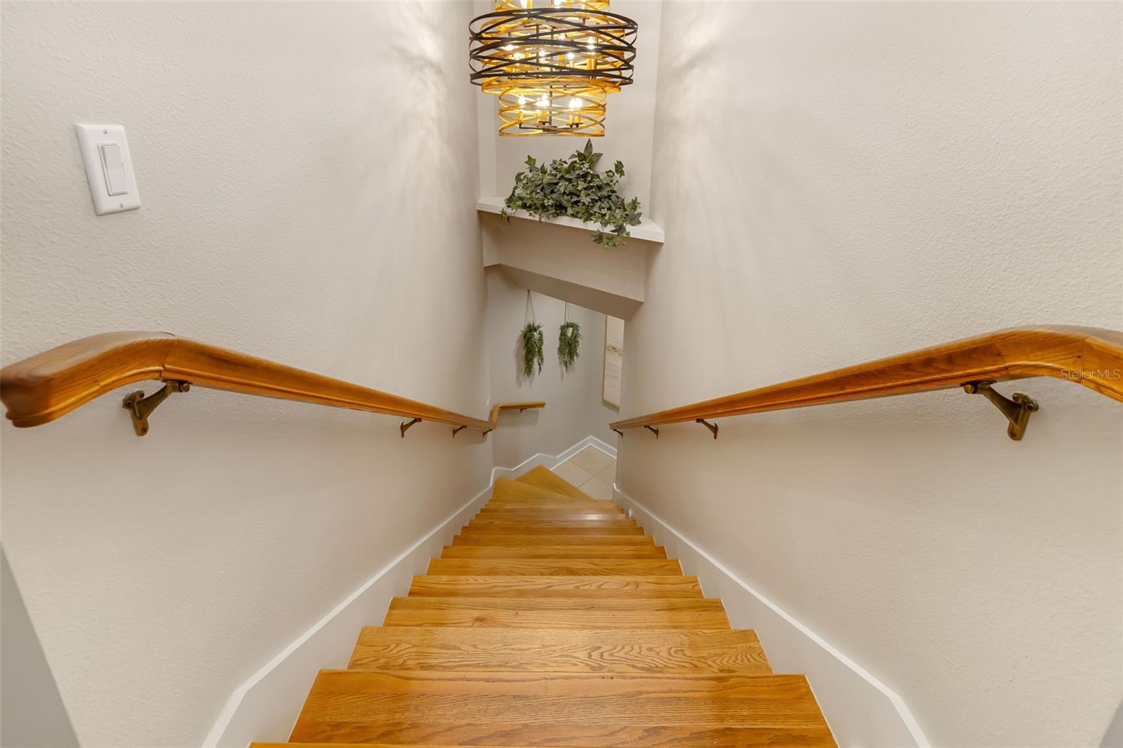 746 EAGLE POINT DR — photo 38