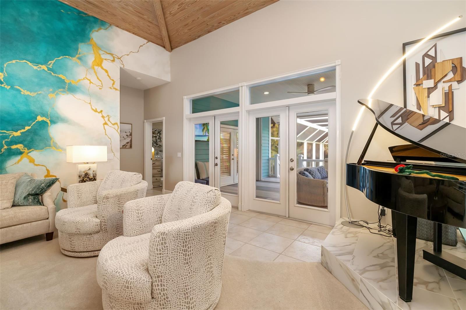 746 EAGLE POINT DR — photo 17