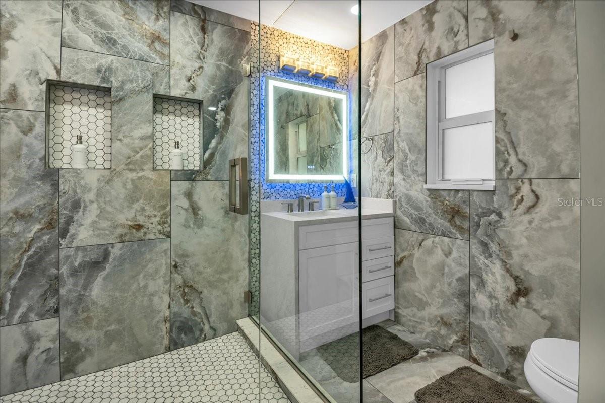 5624 CAPE LEYTE DR — photo 27