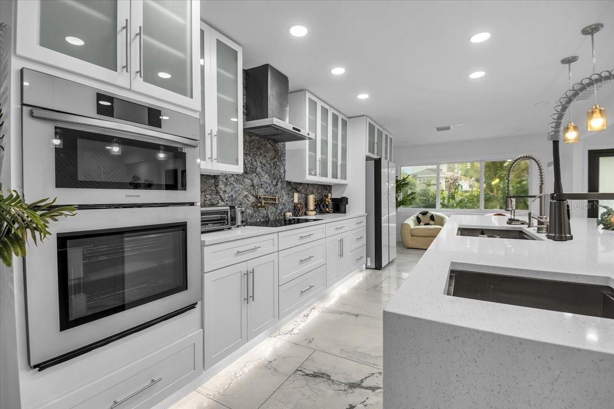 5624 CAPE LEYTE DR — photo 12