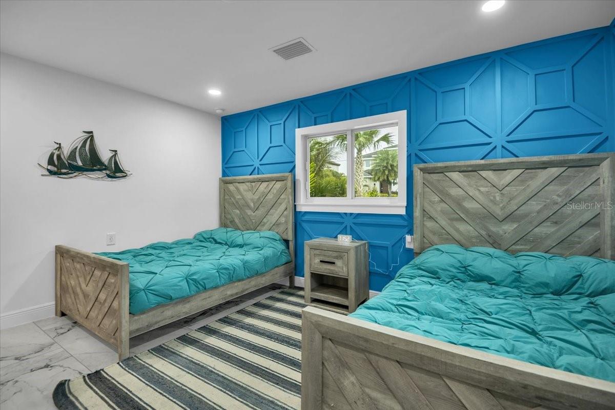 5624 CAPE LEYTE DR — photo 31