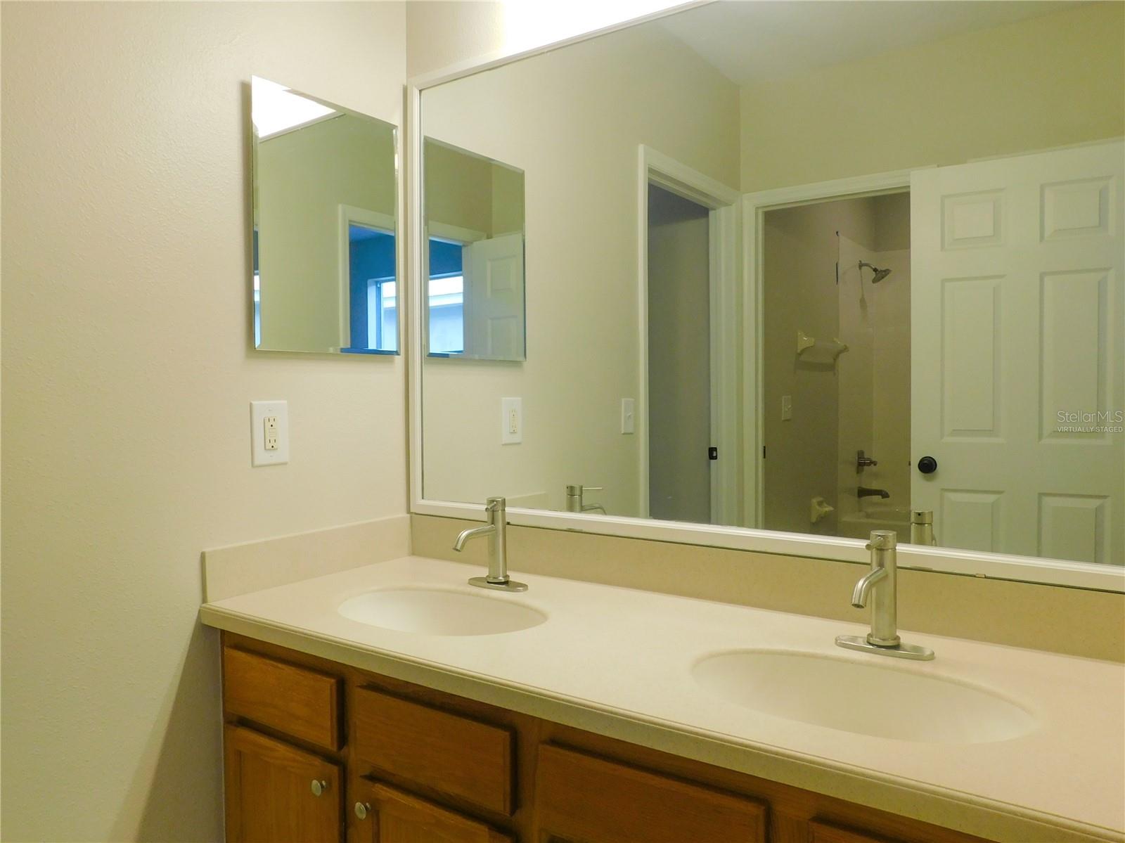 12902 CATTAIL SHORE LN — photo 42