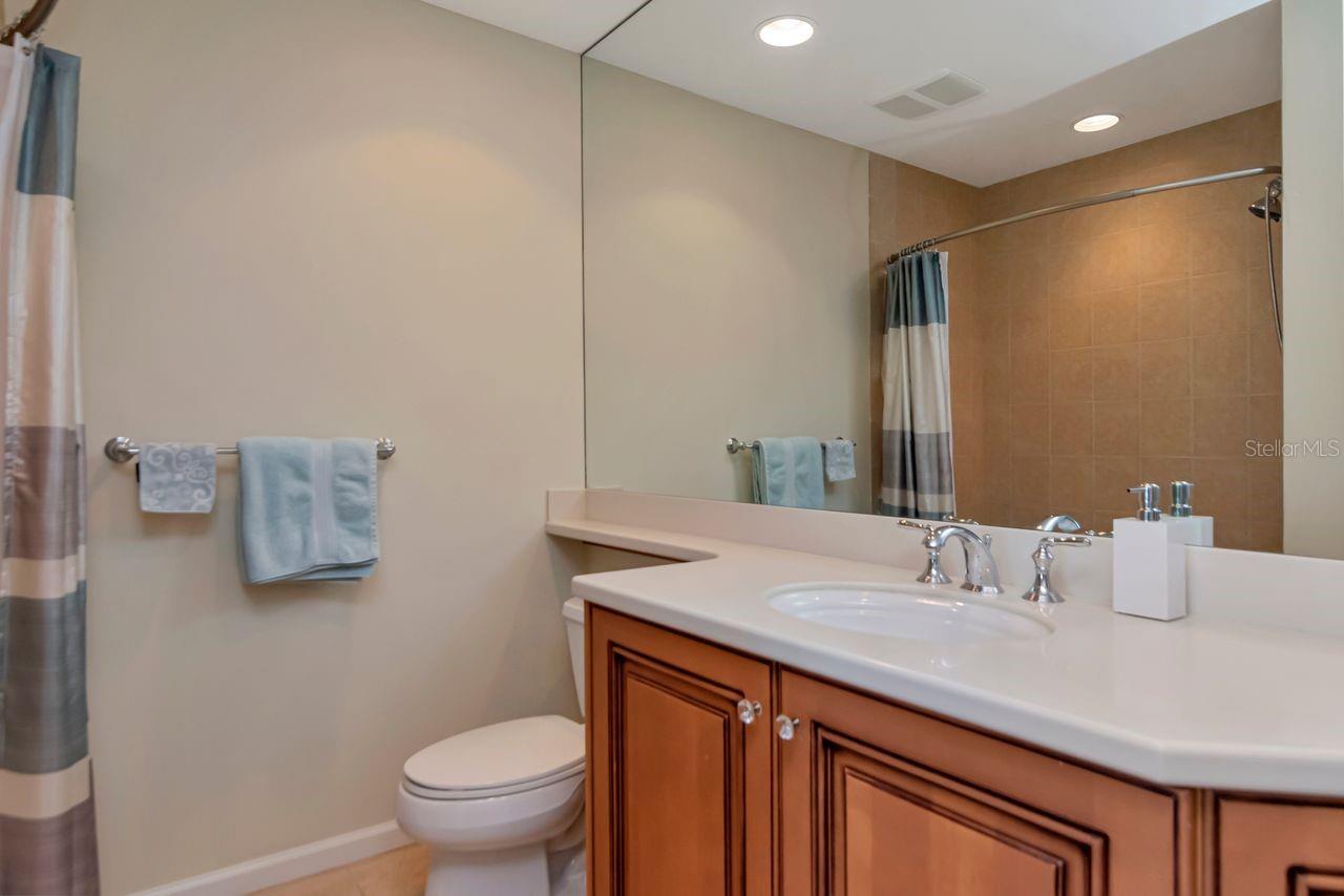 5823 BOWEN DANIEL DR #604 — photo 23