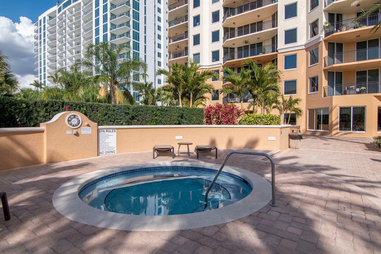 5823 BOWEN DANIEL DR #604 — photo 47