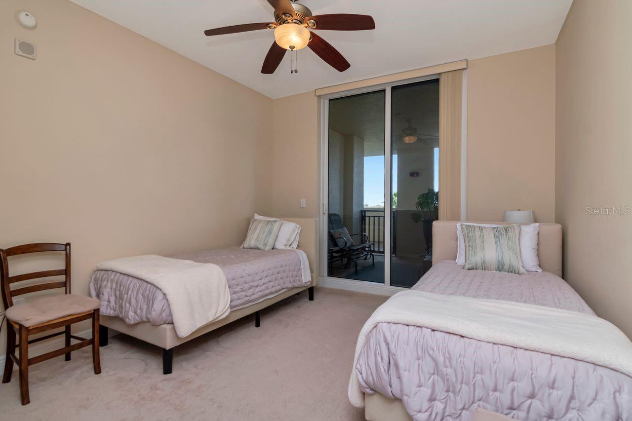 5823 BOWEN DANIEL DR #604 — photo 25
