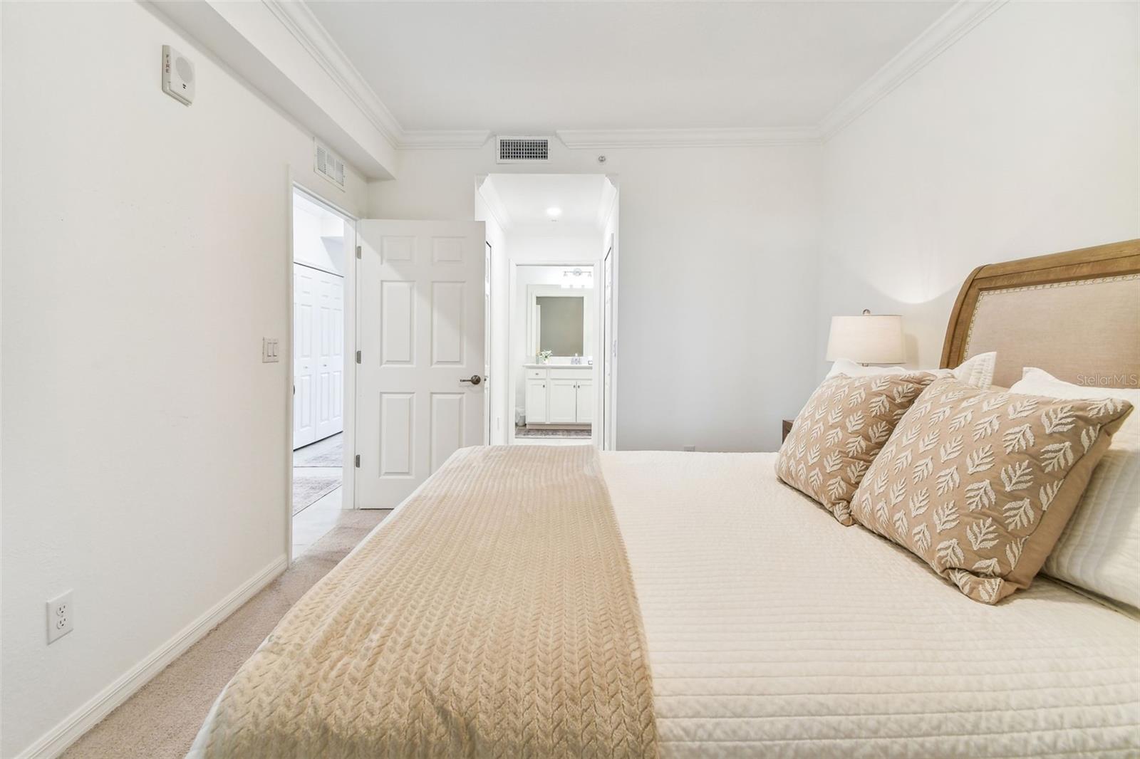 18114 GAWTHROP DR #106 — photo 24