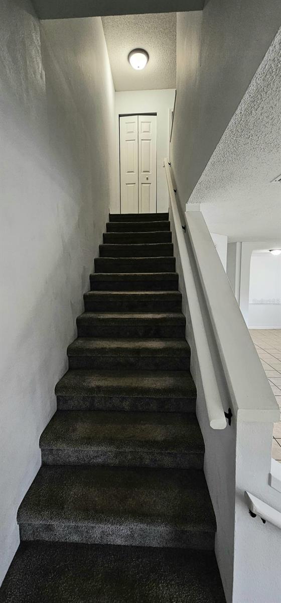 641 KENSINGTON LAKE CIR — photo 11