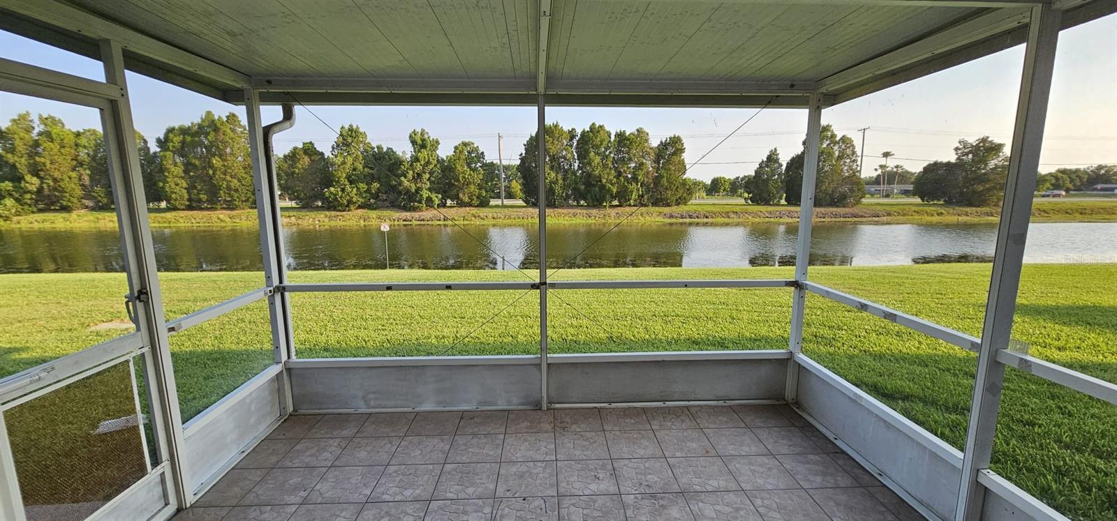641 KENSINGTON LAKE CIR — photo 25