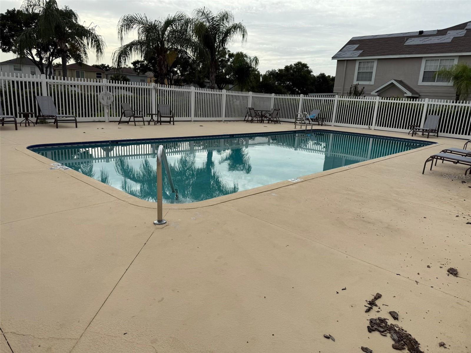 641 KENSINGTON LAKE CIR — photo 30
