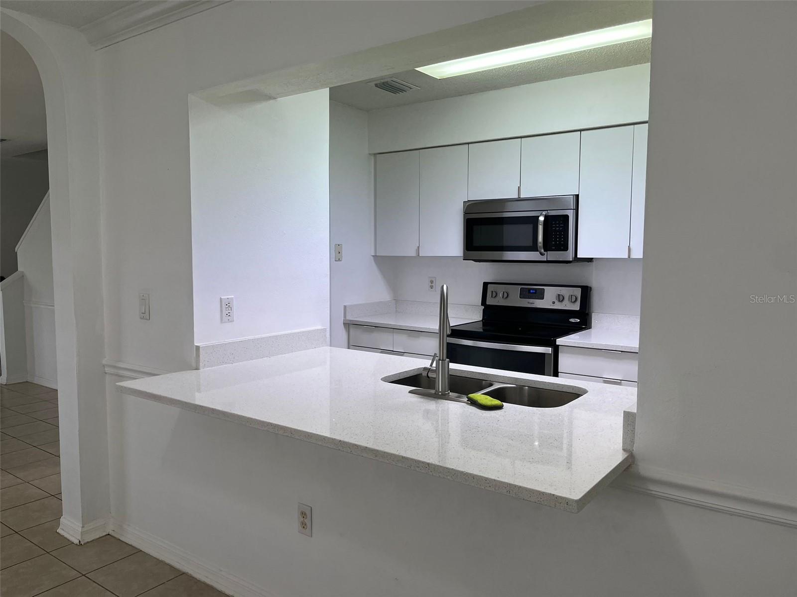 641 KENSINGTON LAKE CIR — photo 6
