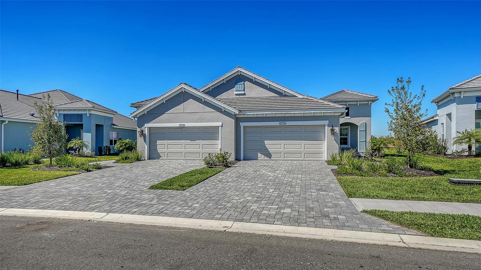2114 SYLVESTER PALM LN — photo 39