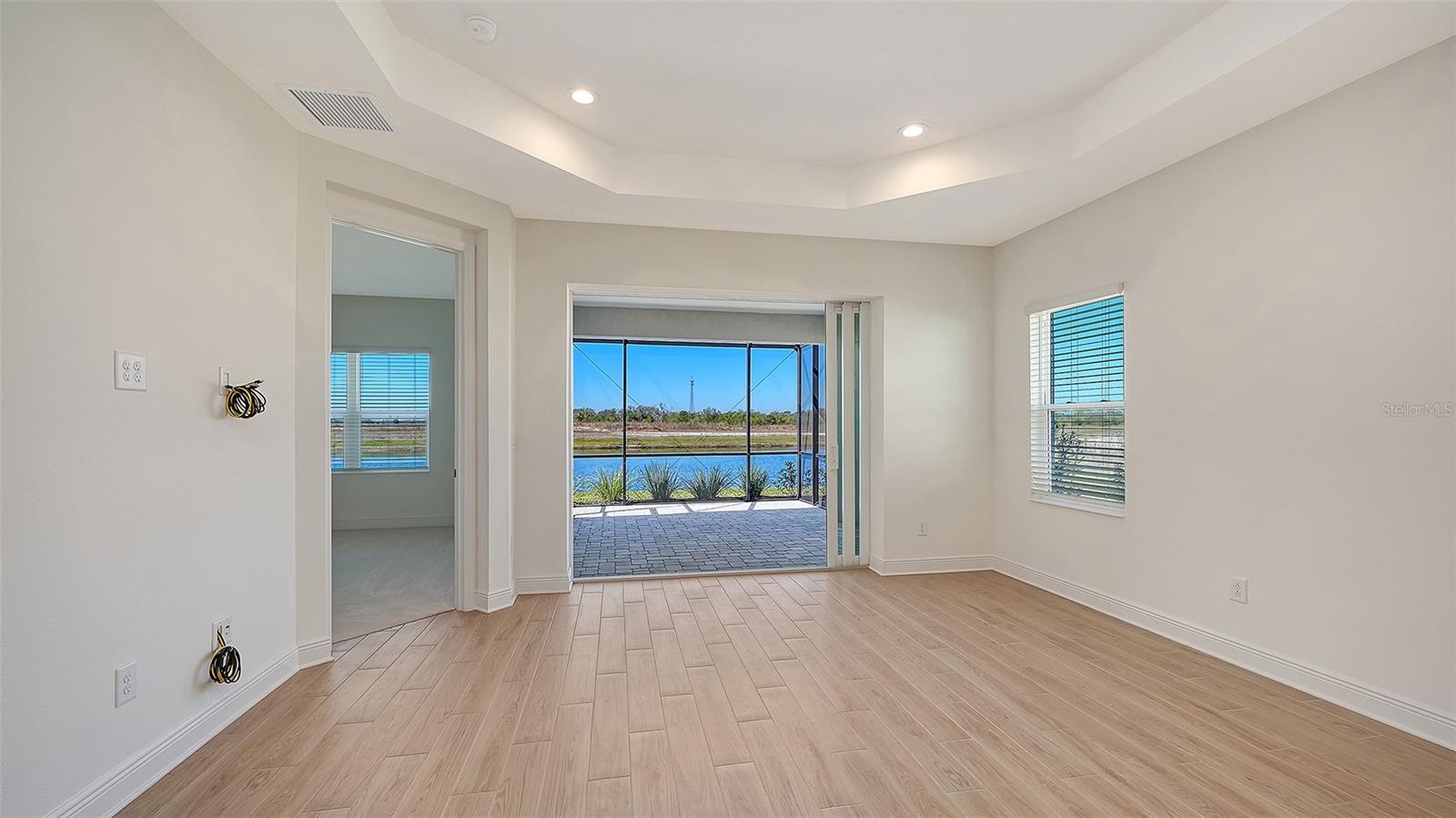 2114 SYLVESTER PALM LN — photo 12