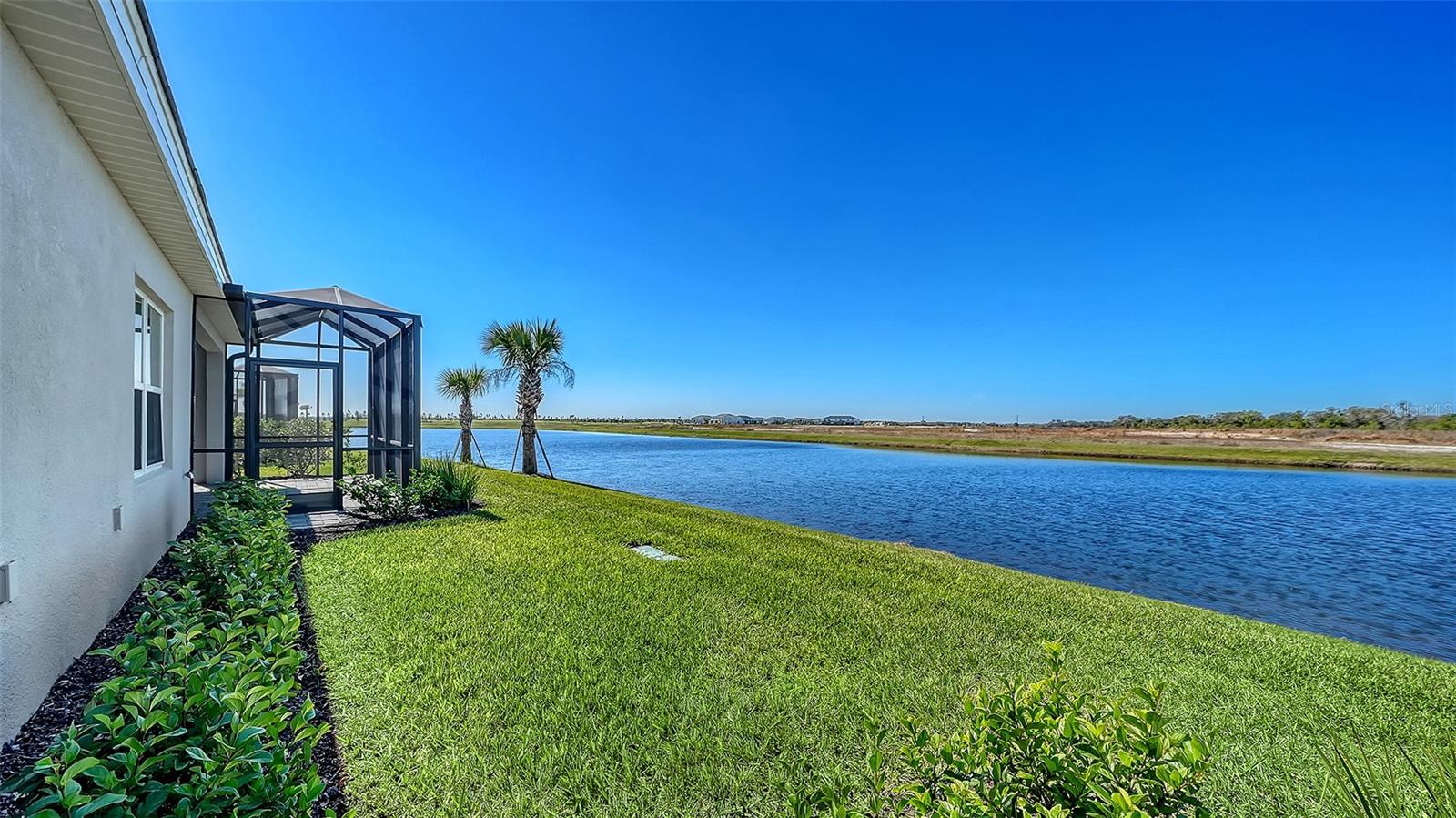 2114 SYLVESTER PALM LN — photo 35