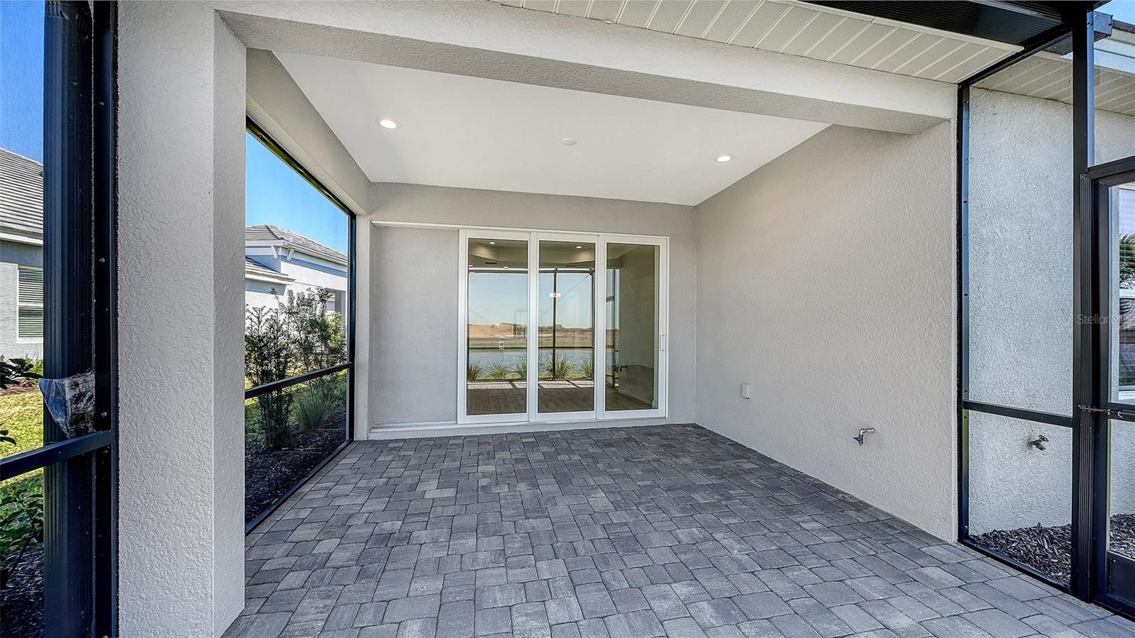 2114 SYLVESTER PALM LN — photo 33