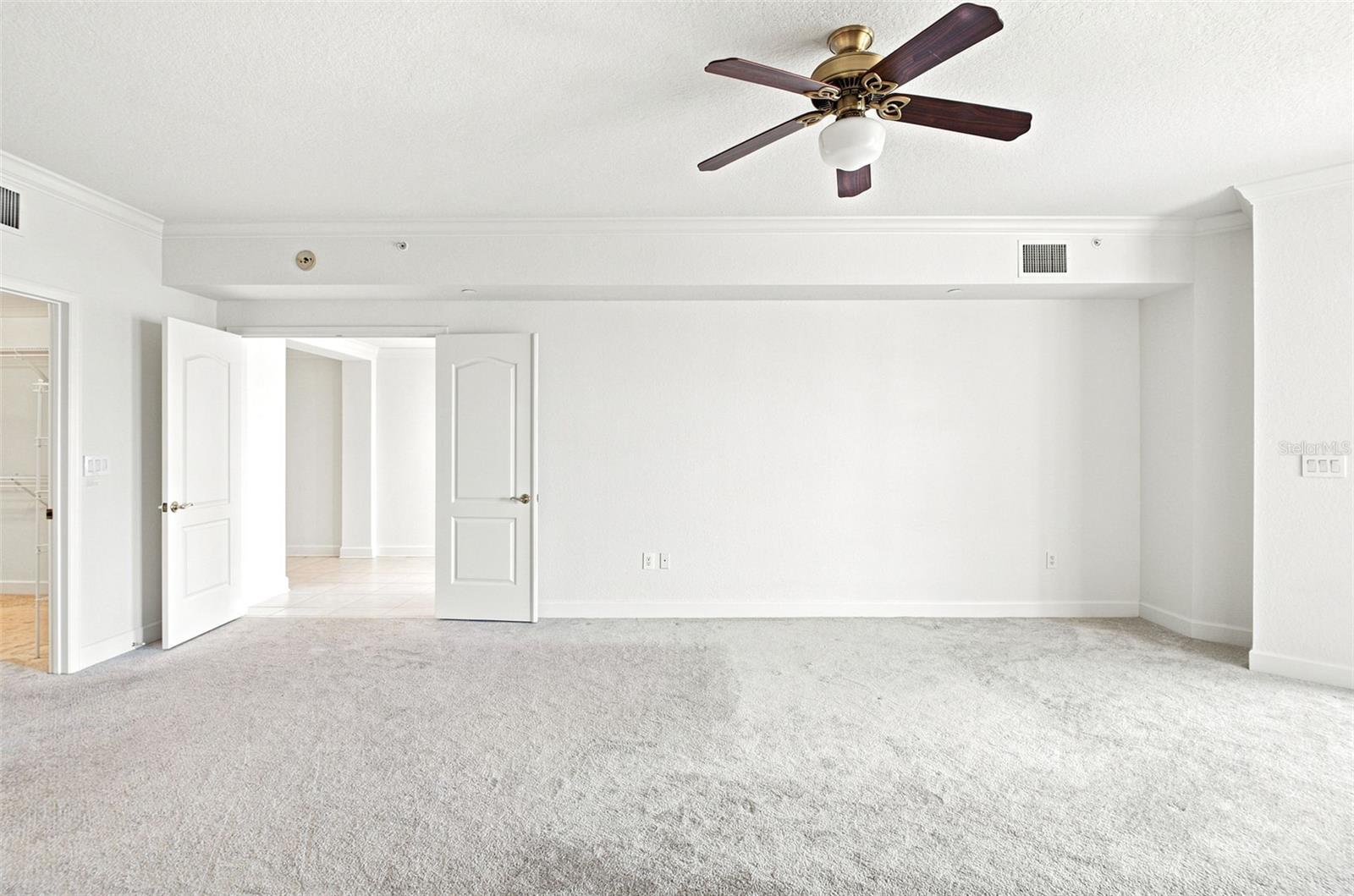 100 BEACH DR NE #1501 — photo 29