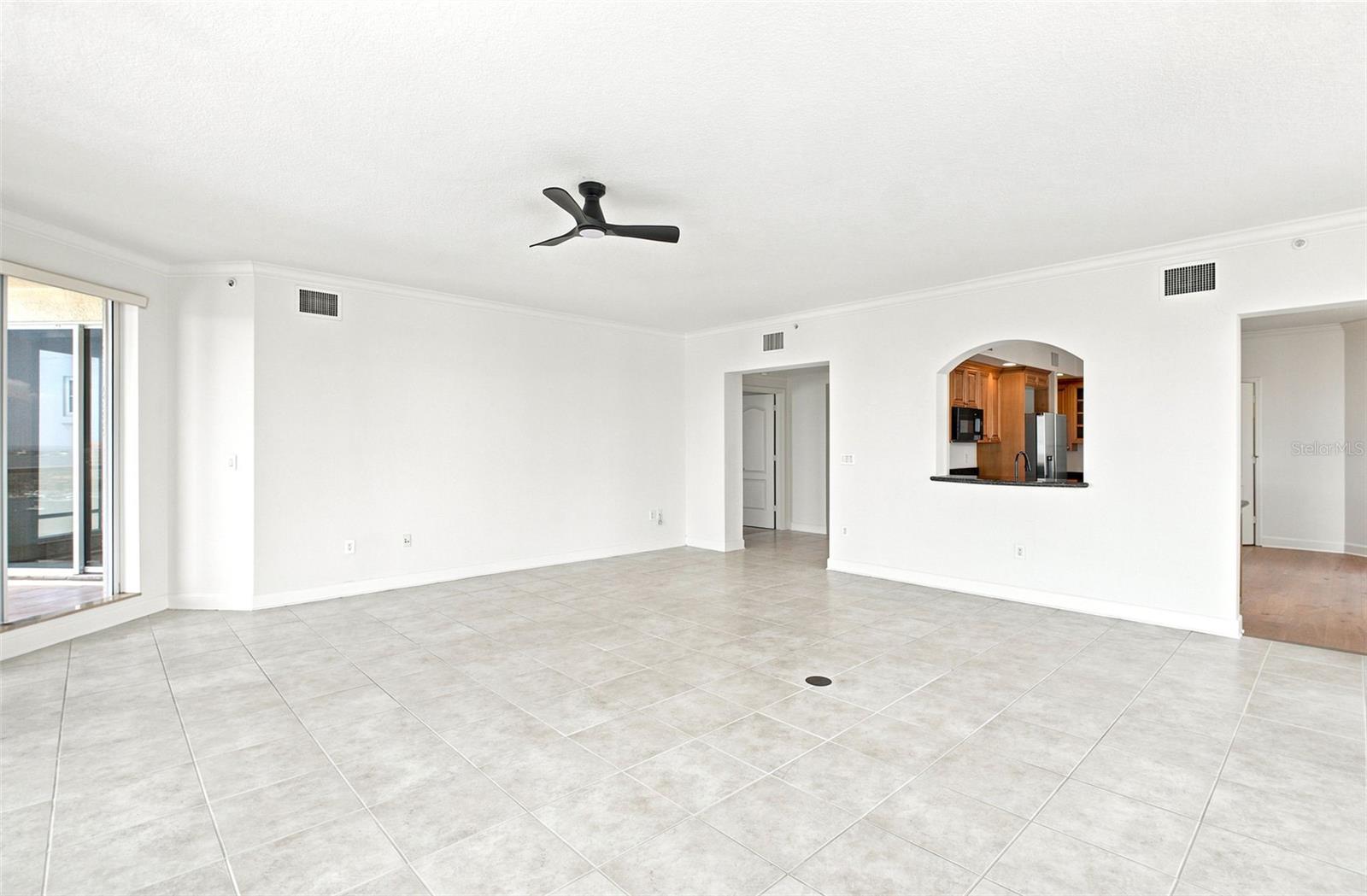100 BEACH DR NE #1501 — photo 9