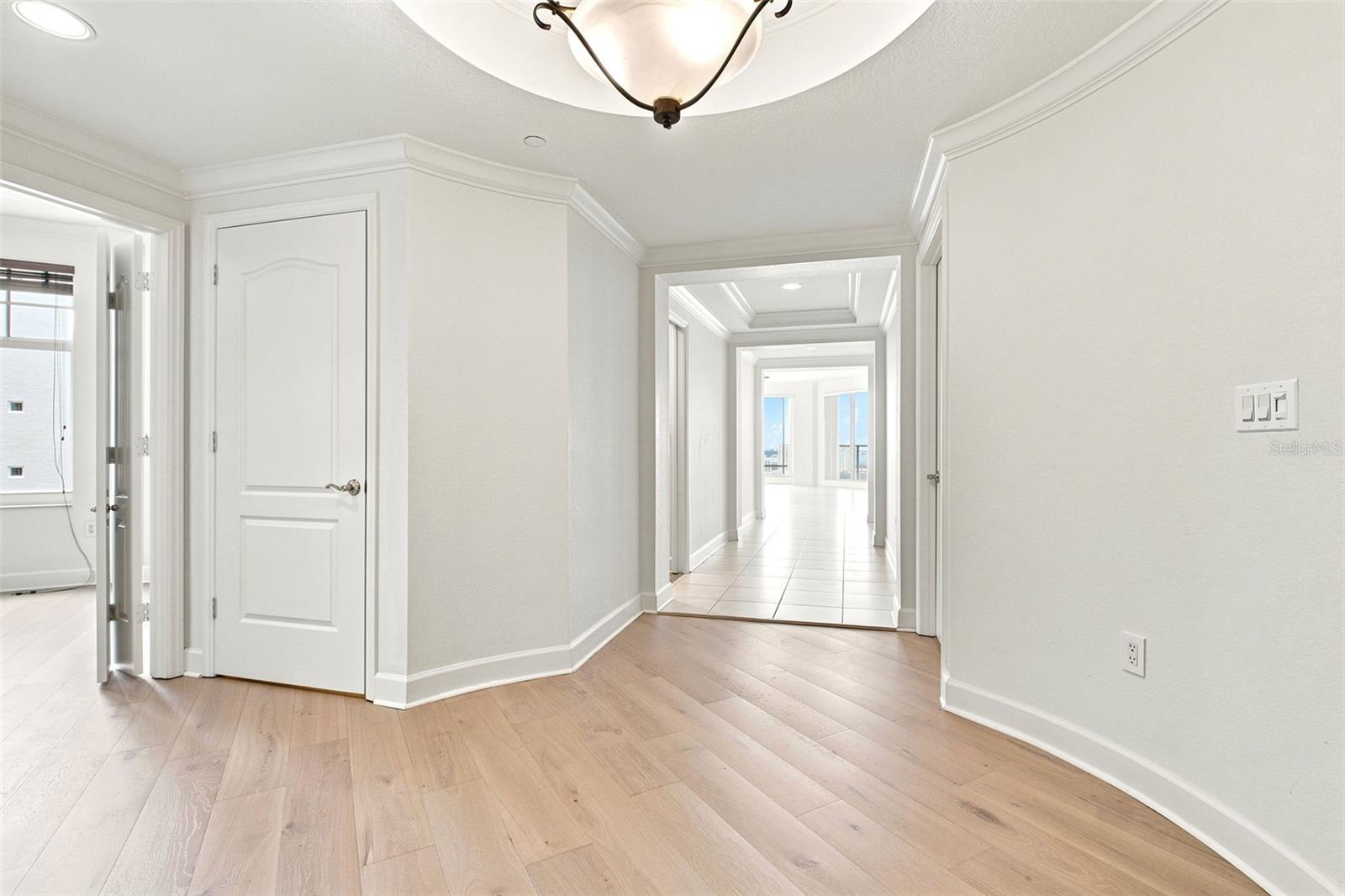 100 BEACH DR NE #1501 — photo 59