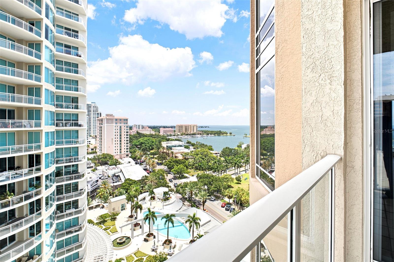 100 BEACH DR NE #1501 — photo 21