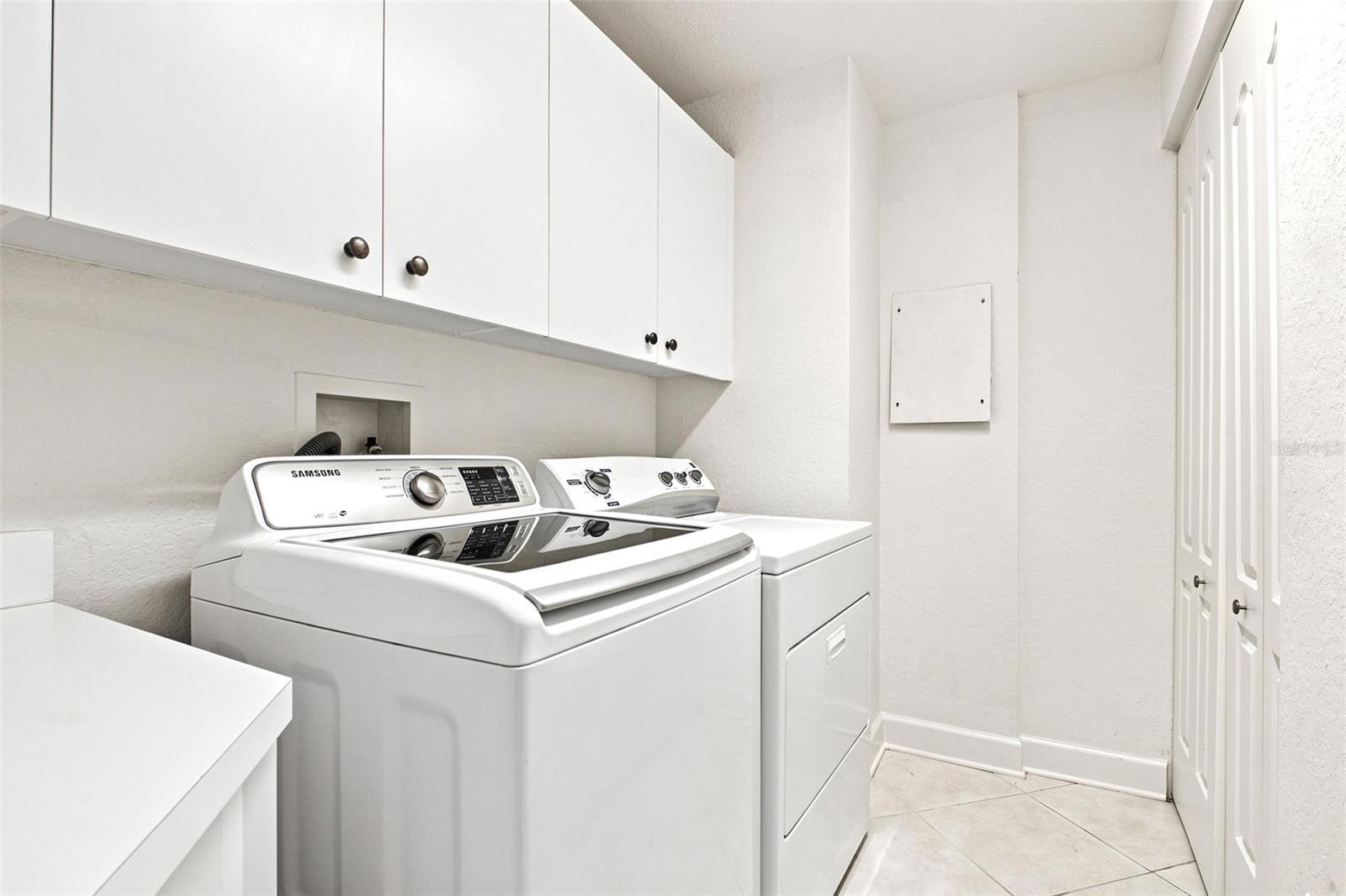 100 BEACH DR NE #1501 — photo 63