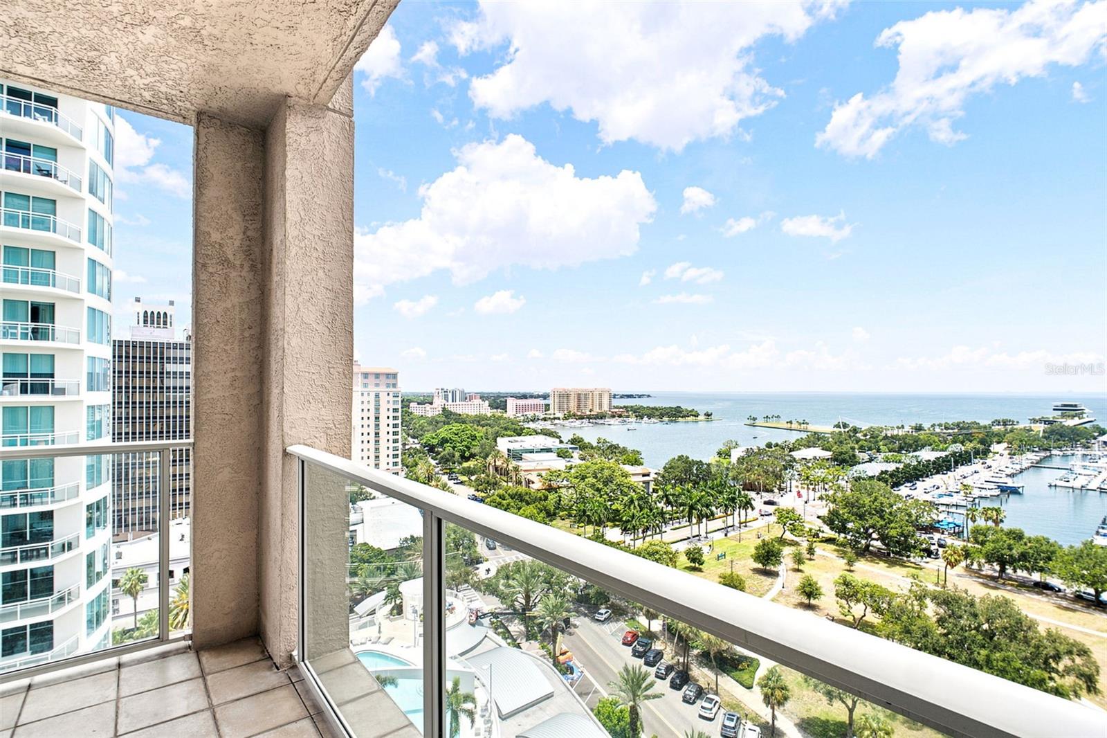 100 BEACH DR NE #1501 — photo 24