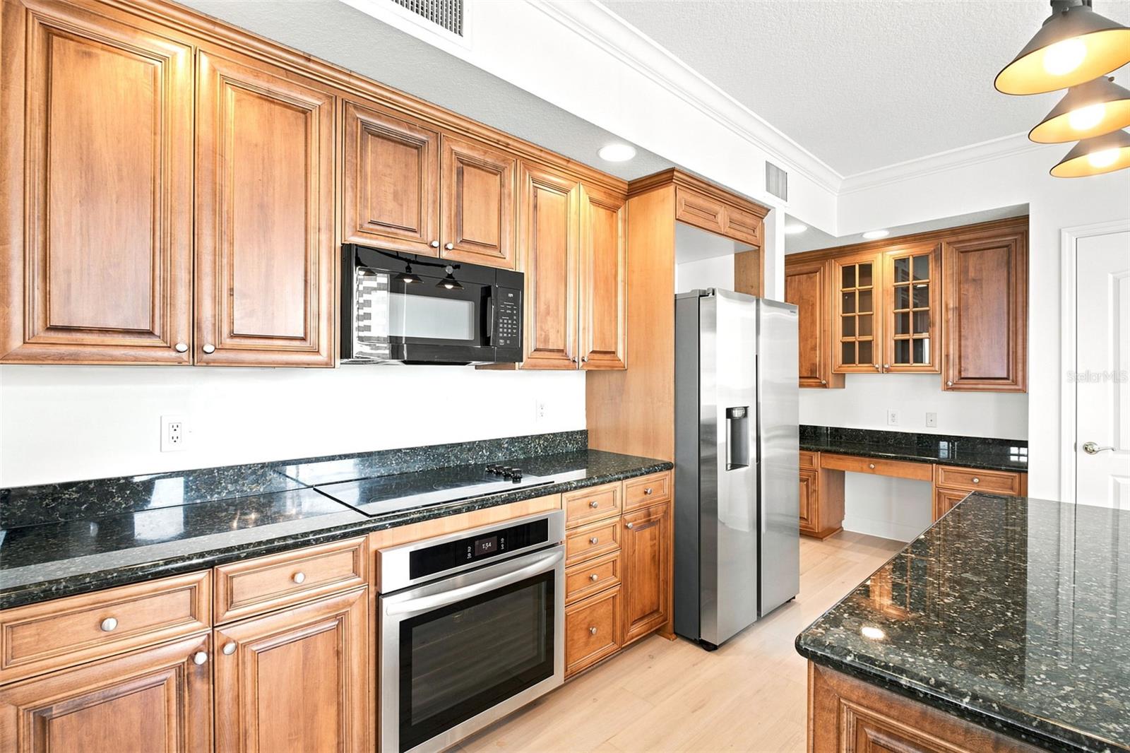 100 BEACH DR NE #1501 — photo 18