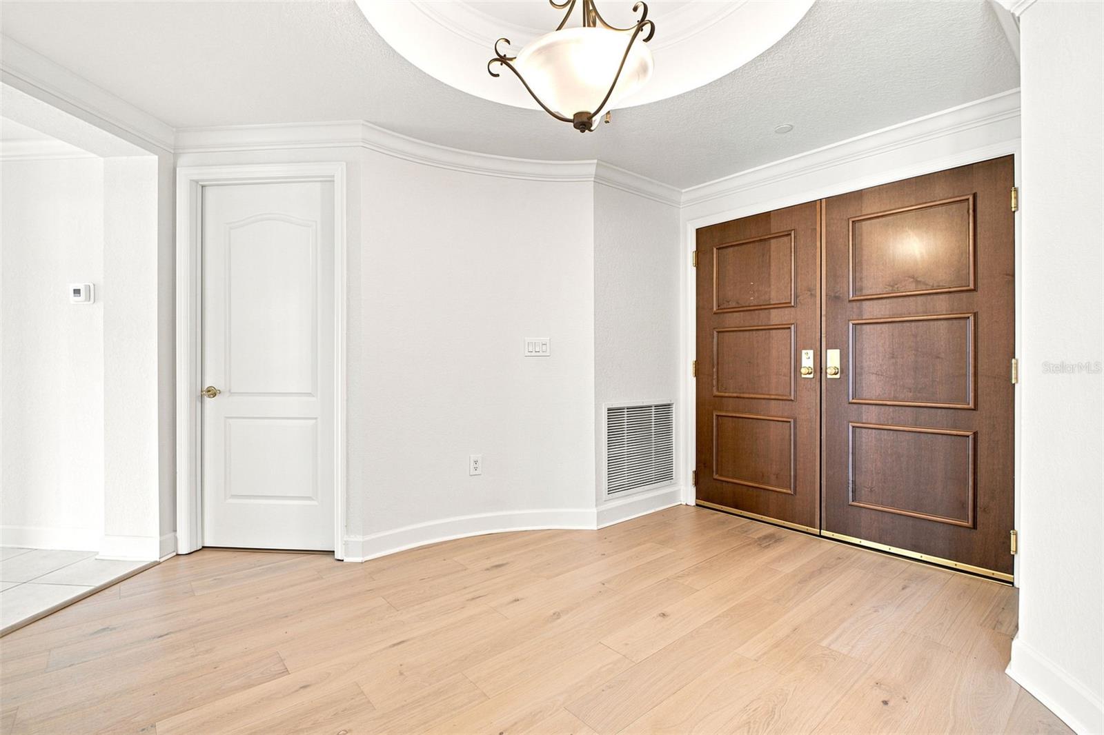 100 BEACH DR NE #1501 — photo 58