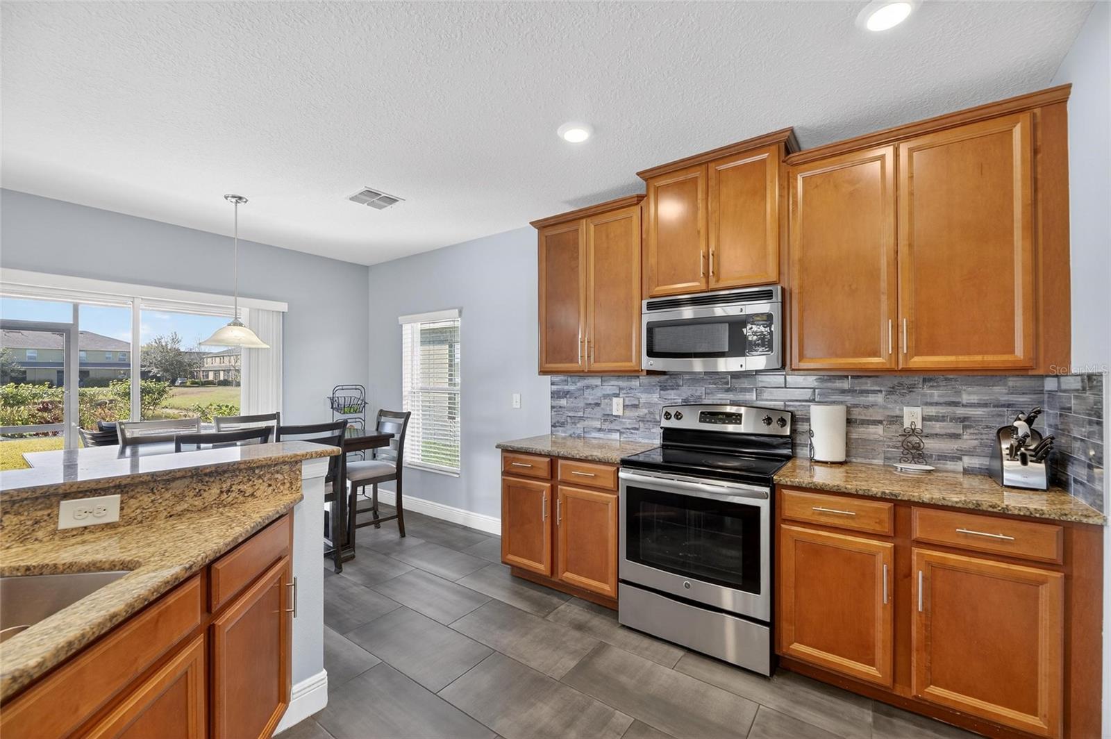 1504 TRAILWATER ST — photo 16