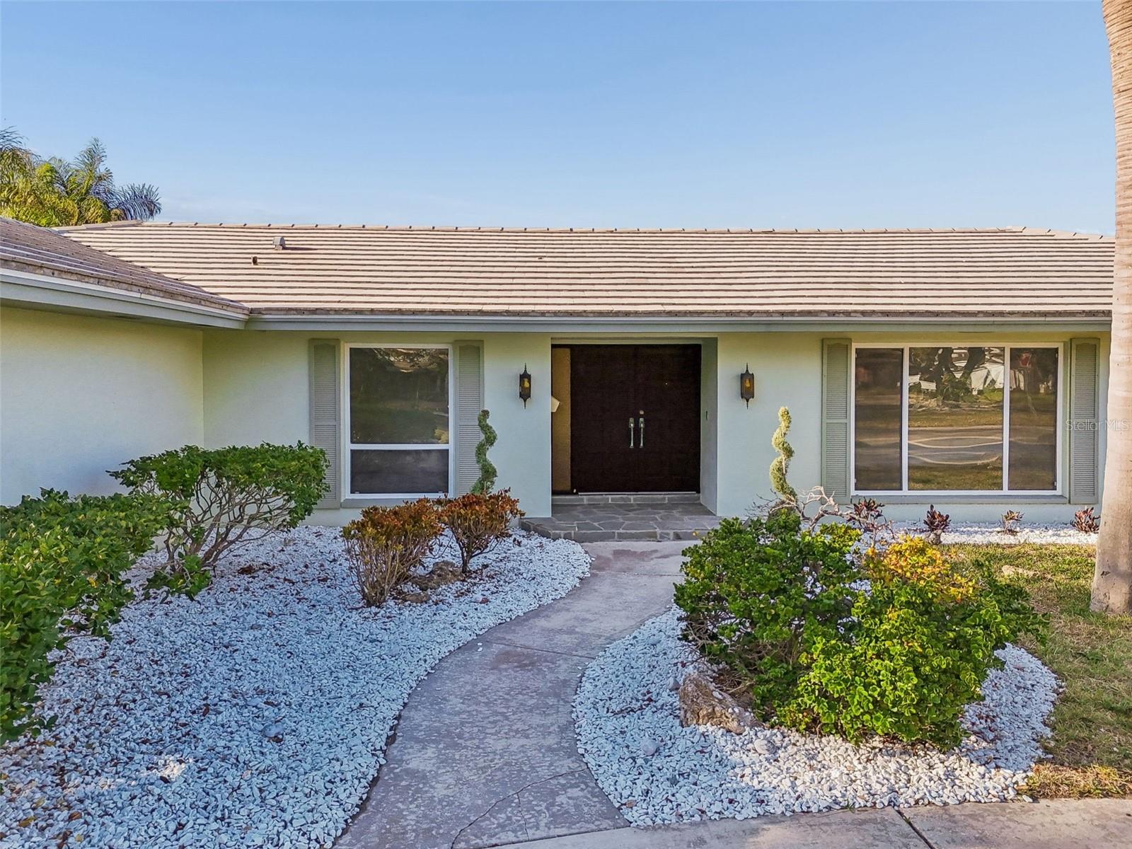 4415 CLEARWATER HARBOR DR N — photo 10