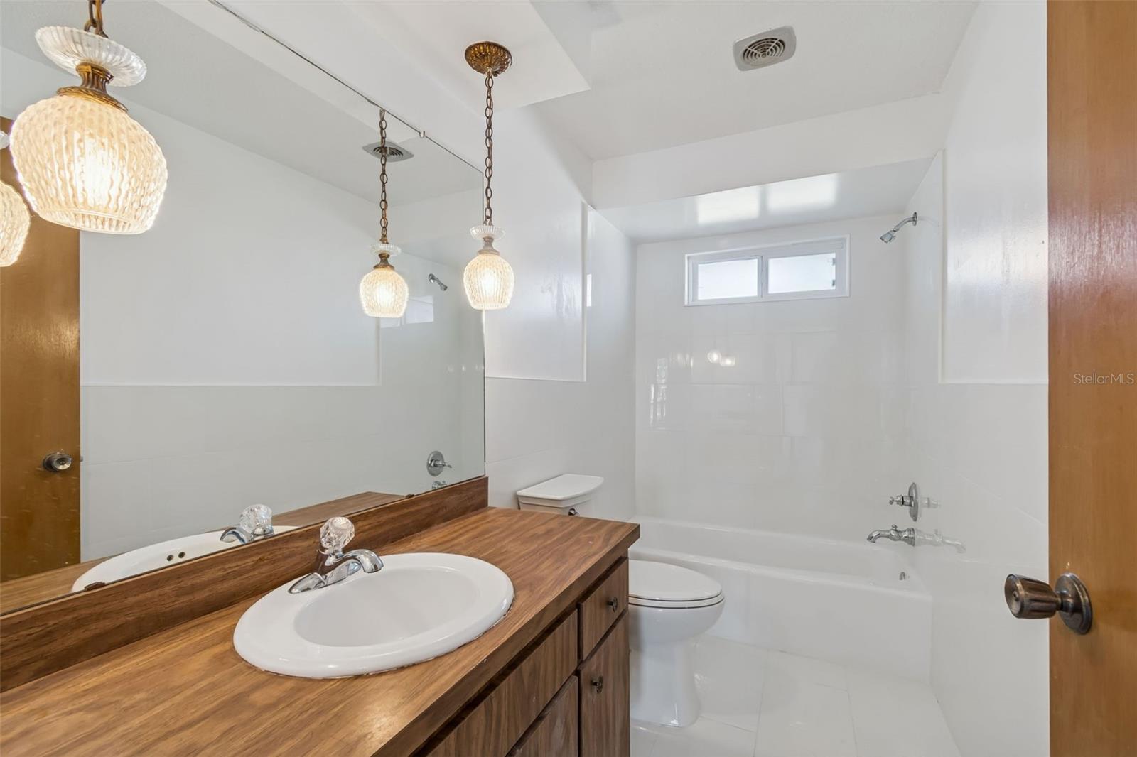 4415 CLEARWATER HARBOR DR N — photo 28