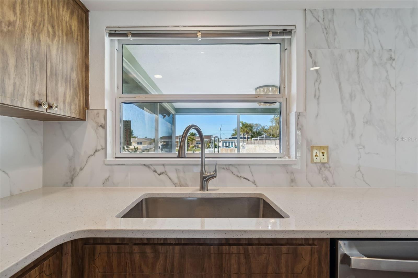 4415 CLEARWATER HARBOR DR N — photo 22
