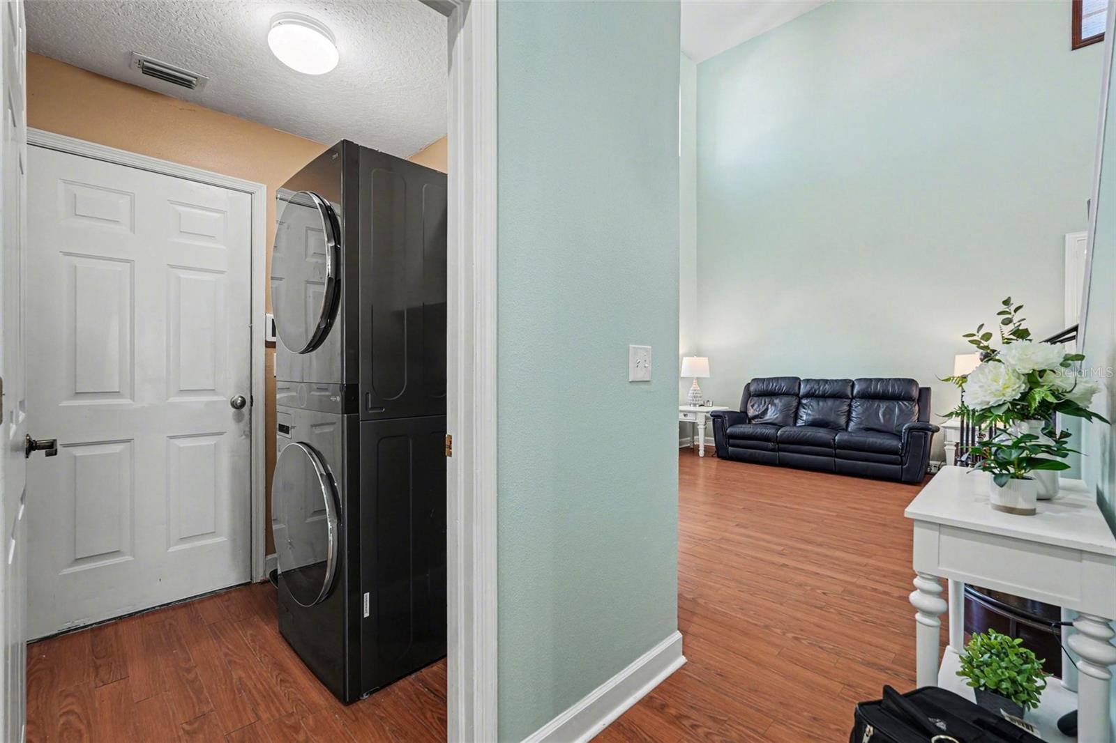 10618 HATTERAS DR — photo 22