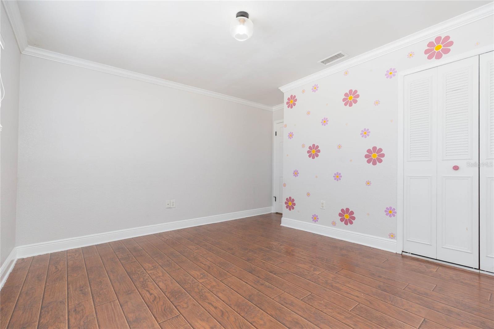 2307 LINCOLN CT — photo 17