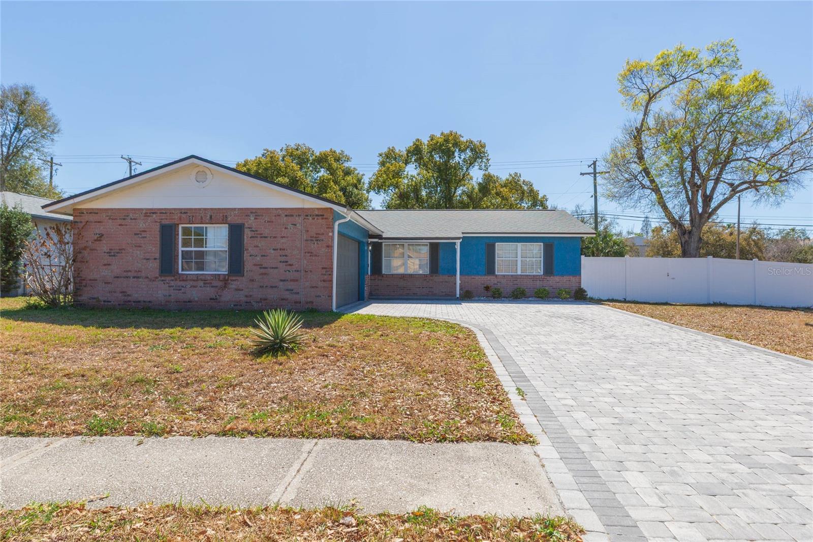 2307 LINCOLN CT — photo 2
