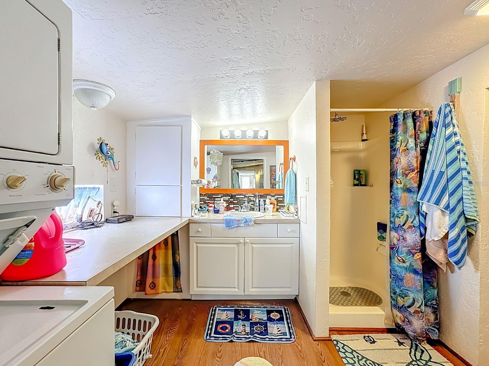411 TROPIC DR W — photo 18
